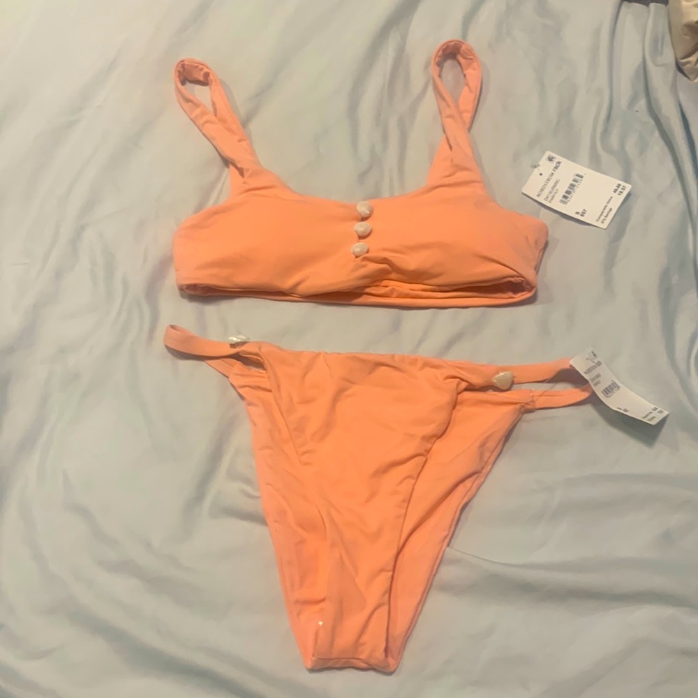 NWT Dippin daisy salmon colored suit